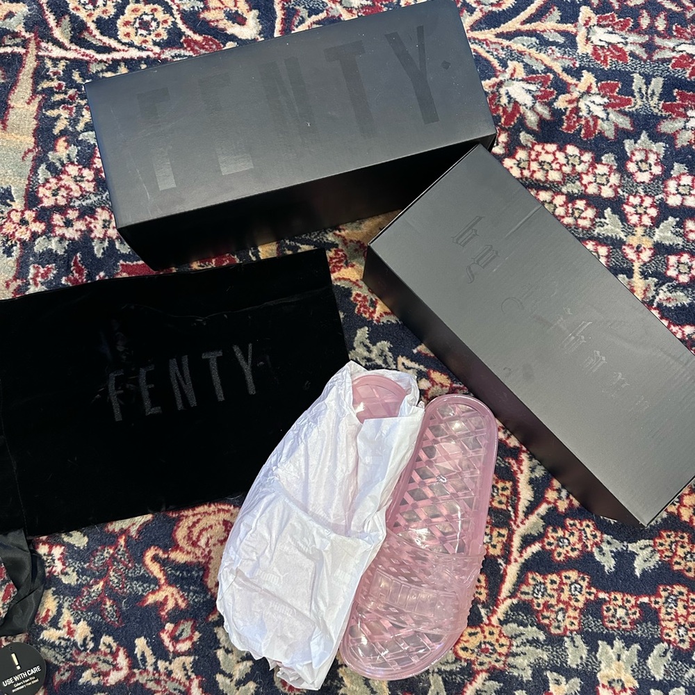 Fenty by Rhianna Puma jelly slides